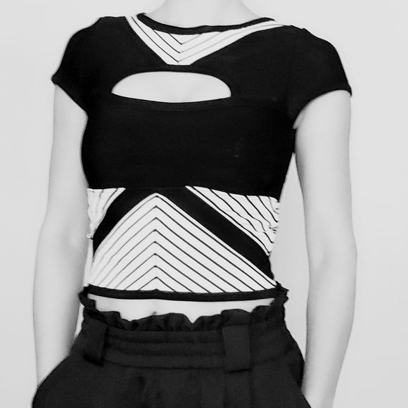 bebe Knit Cut-Out Crop Top - Picture 3 of 8